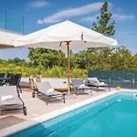 Izabel With Hot Whirpool Villa