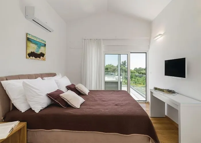 Izabel With Hot Whirpool 빌라 *