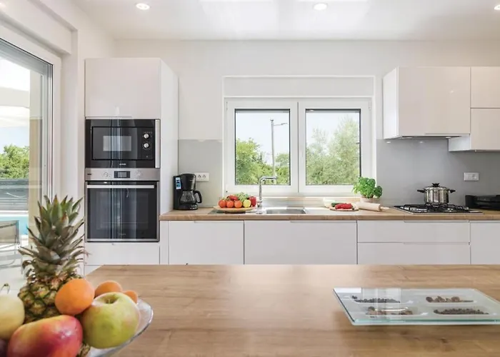 Izabel With Hot Whirpool Vila Krnica